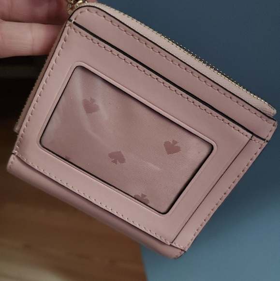 Kate Spade Doggy Wallet - Picture 5 of 10